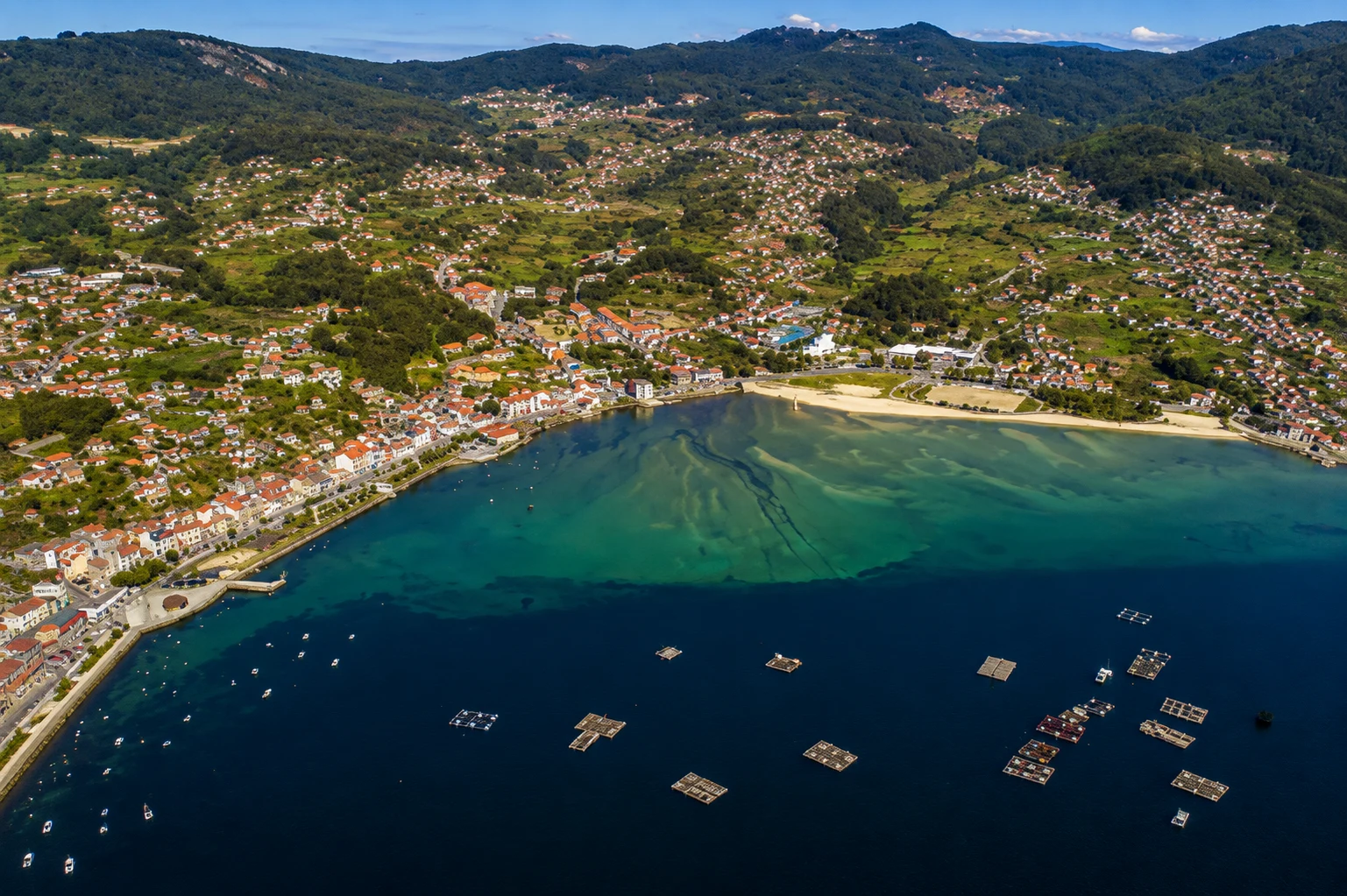 Guía turística de Moaña: costa, playas y bateas de la ría de Vigo