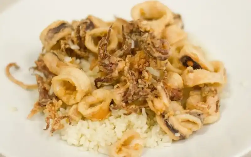 guia turistica de Bueu - Calamares en A Esmorga